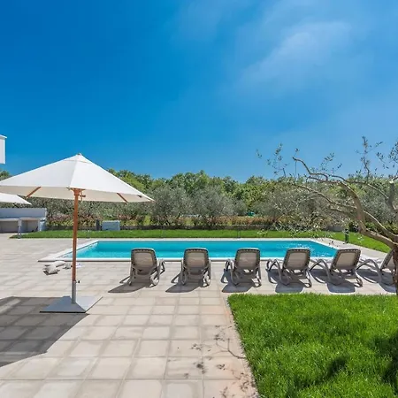 Bianca Novigrad Istria
