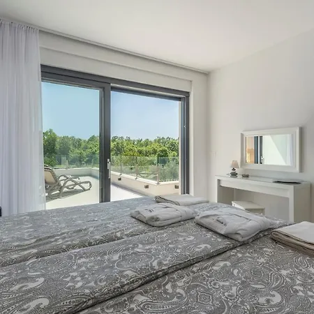 Bianca Gostinjska kuća 5*