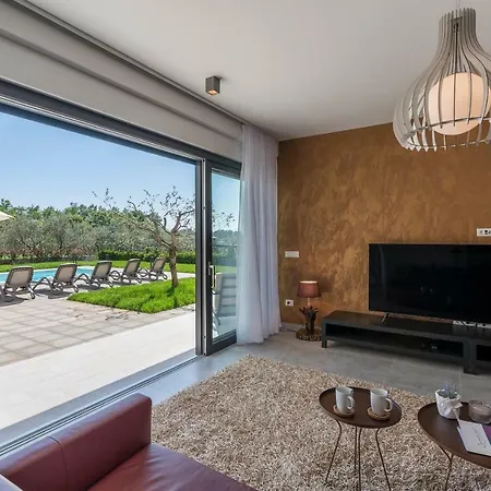 Gostinjska kuća Bianca 5*